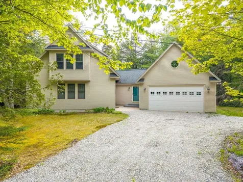 84 Pride Avenue Waterford ME 04088