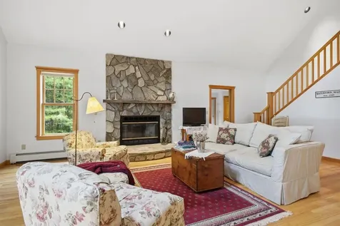84 Pride Avenue Waterford ME 04088