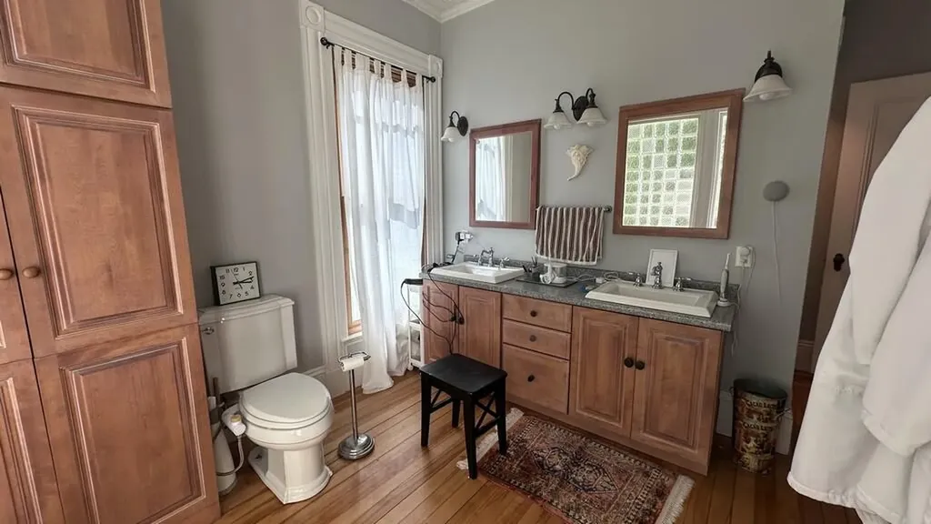 210 Forest Avenue Bangor ME 04401