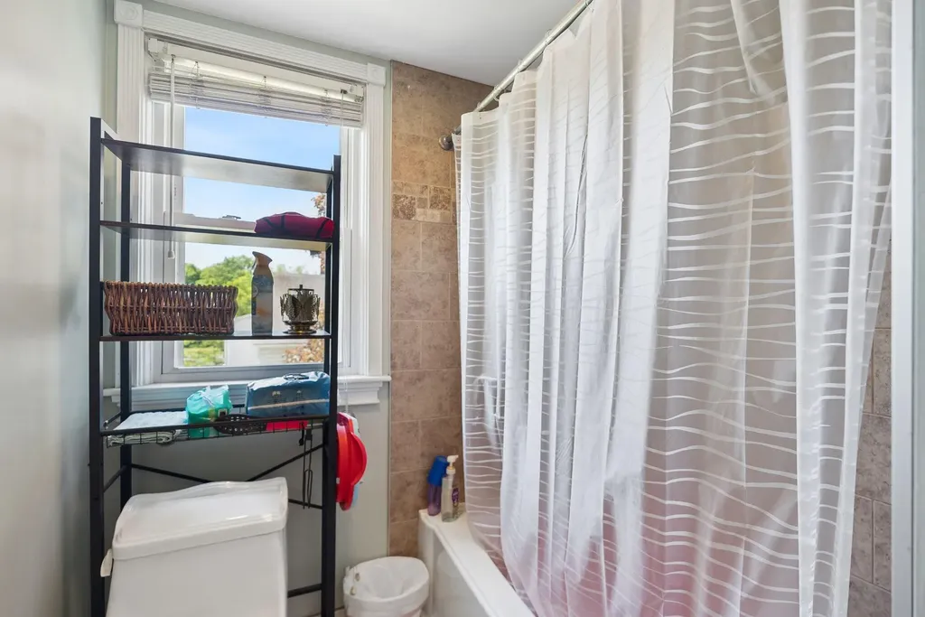 163 Rosedale Street Lewiston ME 04240