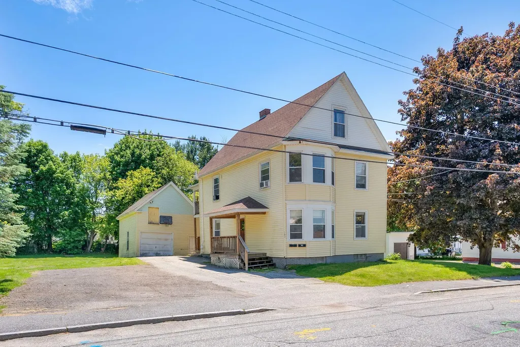 163 Rosedale Street Lewiston ME 04240