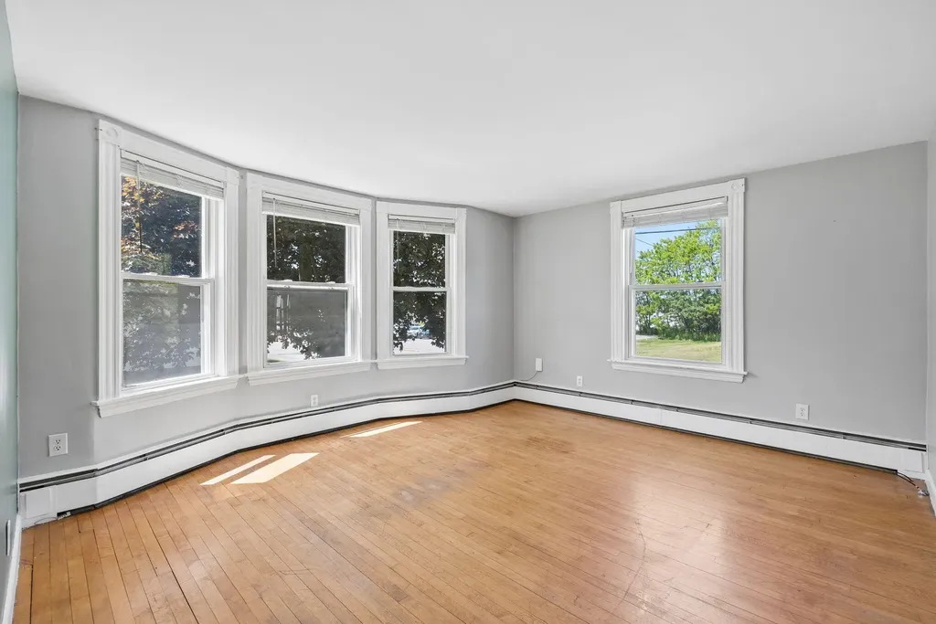 163 Rosedale Street Lewiston ME 04240