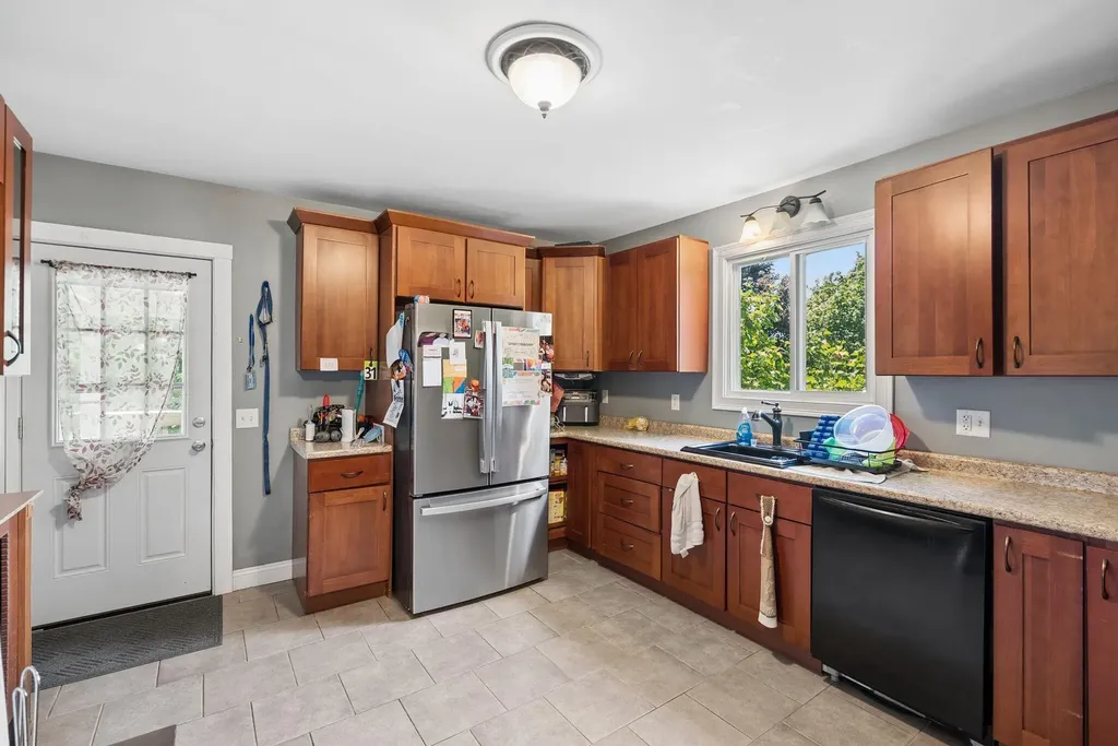 163 Rosedale Street Lewiston ME 04240
