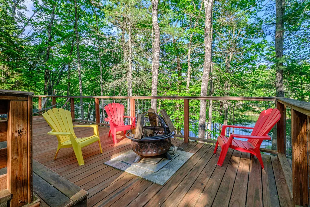 138 Long Pond Drive Denmark ME 04022