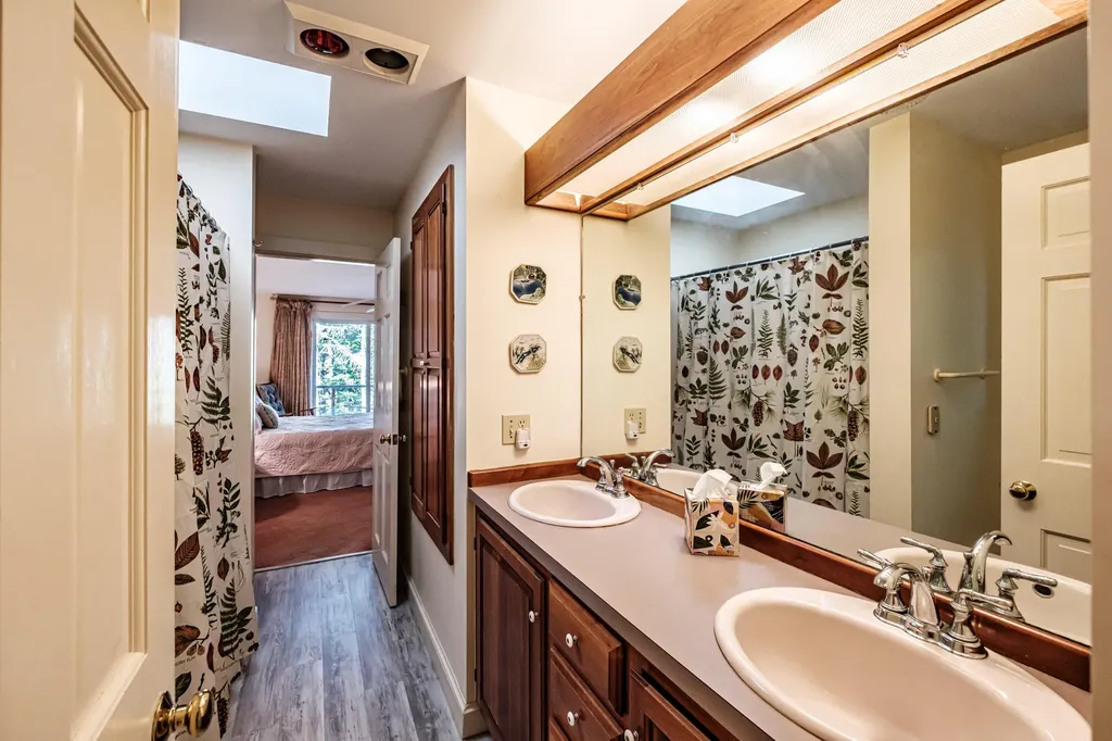 138 Long Pond Drive Denmark ME 04022