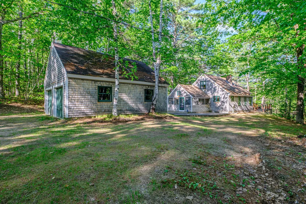 138 Long Pond Drive Denmark ME 04022