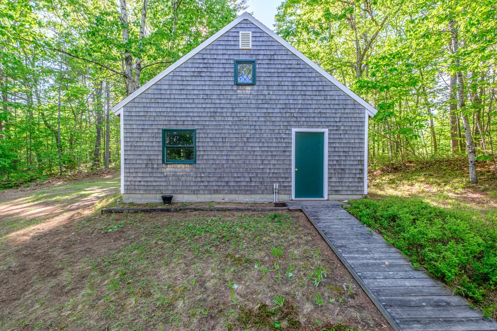 138 Long Pond Drive Denmark ME 04022