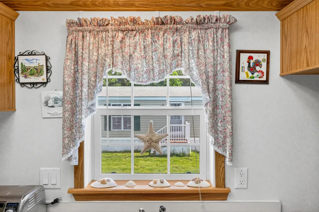 100 Anna Robert Circle Wells ME 04090