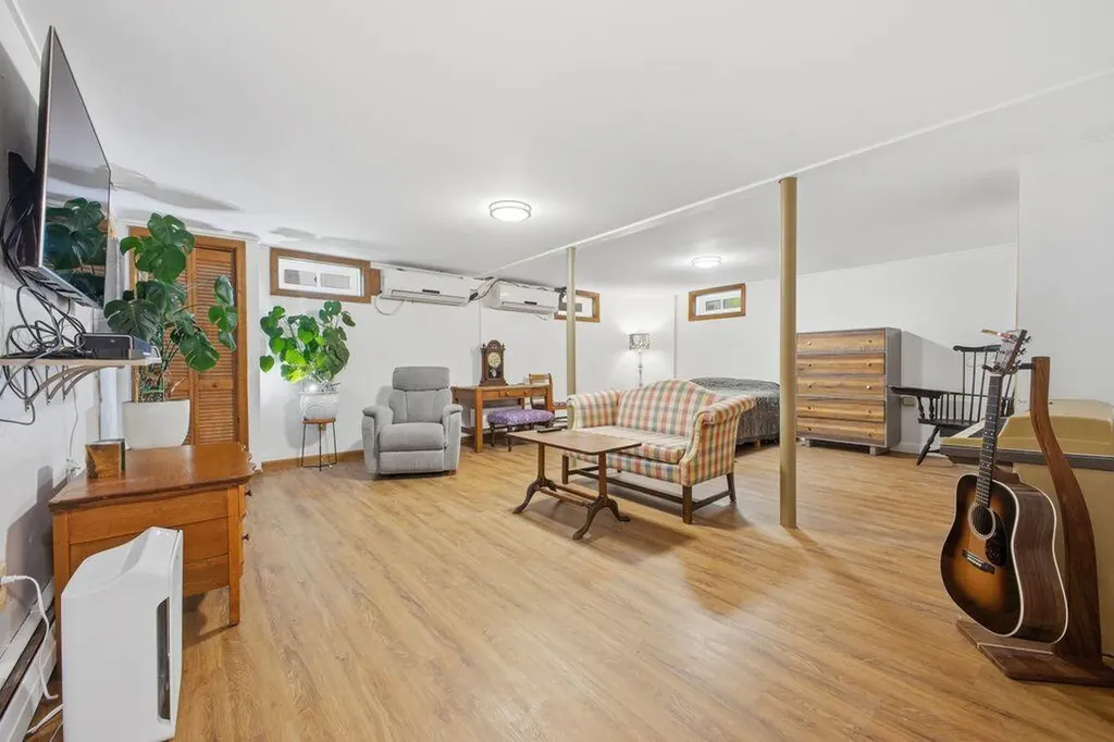 62 Frost Hill Road Portland ME 04103