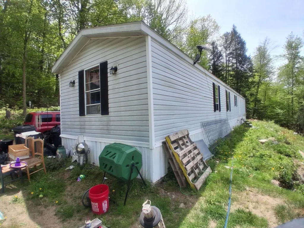 7 Stony Brook Drive Paris ME 04281