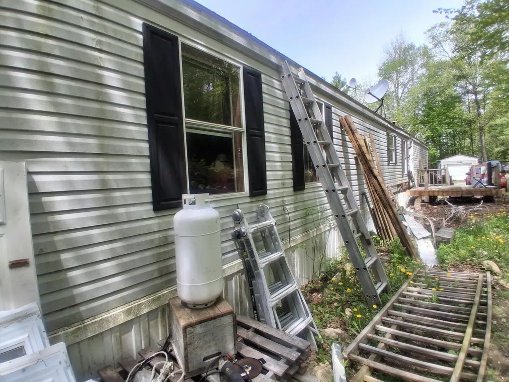 7 Stony Brook Drive Paris ME 04281