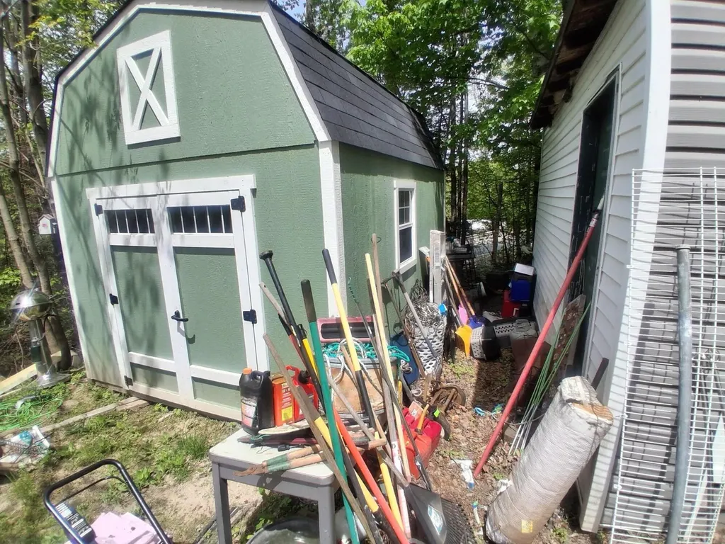 7 Stony Brook Drive Paris ME 04281