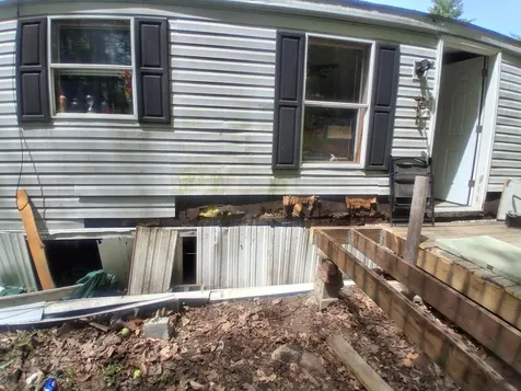 7 Stony Brook Drive Paris ME 04281