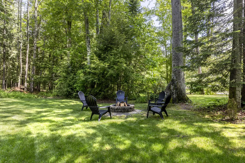 211 Broadturn Road Scarborough ME 04074