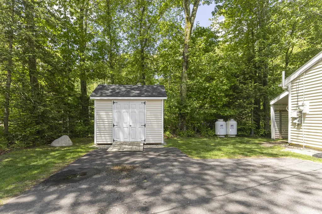 211 Broadturn Road Scarborough ME 04074