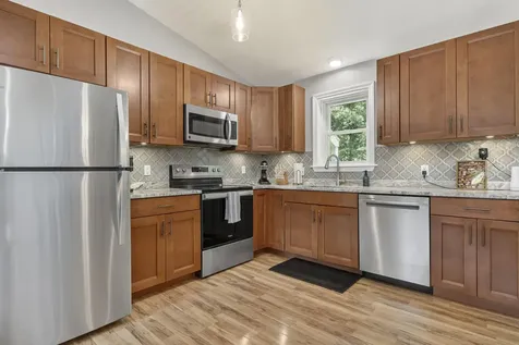211 Broadturn Road Scarborough ME 04074