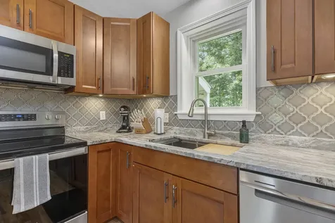 211 Broadturn Road Scarborough ME 04074