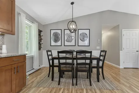 211 Broadturn Road Scarborough ME 04074
