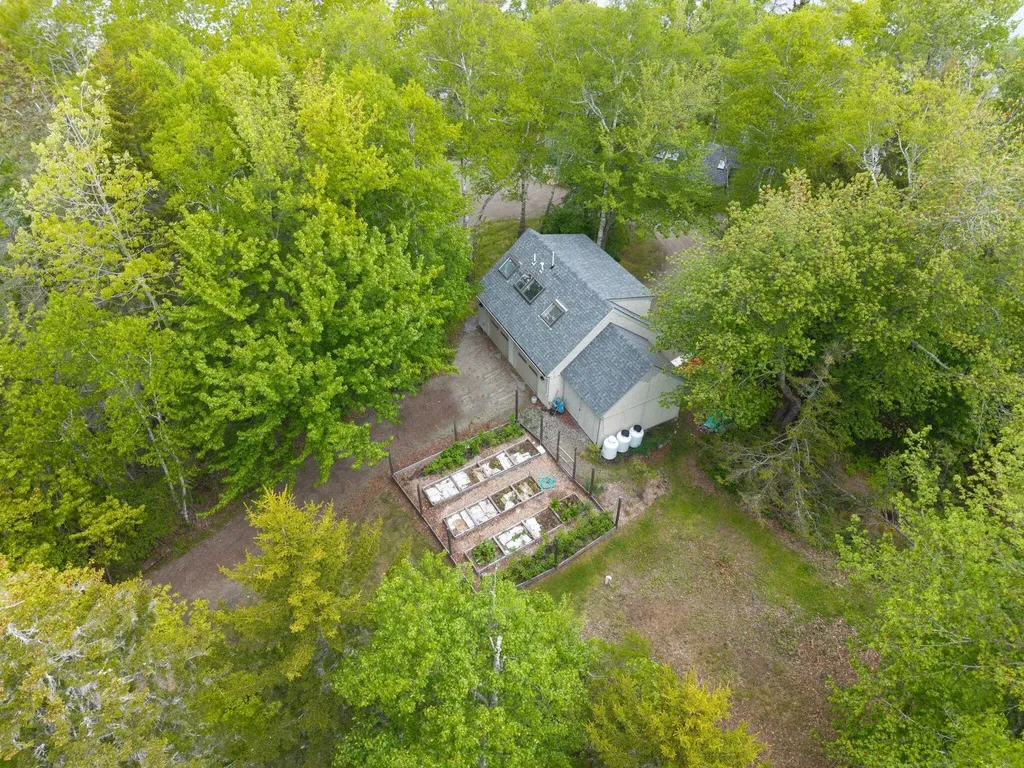 15 Earthly Heaven Lane Saint George ME 04860