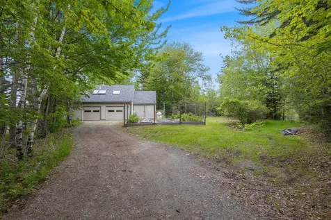 15 Earthly Heaven Lane Saint George ME 04860