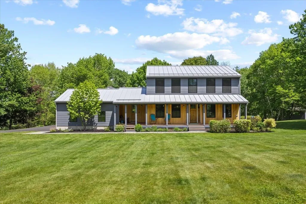 7 Breezy Hill Lane Falmouth ME 04105