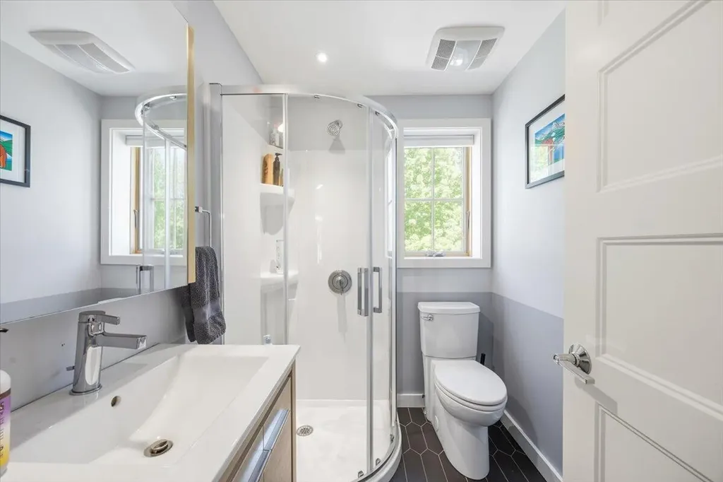 7 Breezy Hill Lane Falmouth ME 04105
