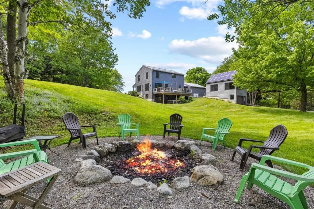 7 Breezy Hill Lane Falmouth ME 04105