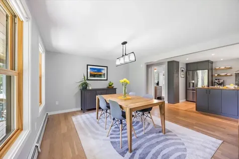 7 Breezy Hill Lane Falmouth ME 04105