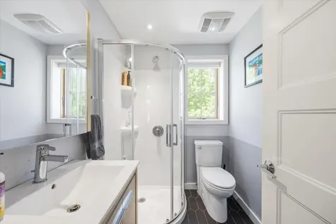 7 Breezy Hill Lane Falmouth ME 04105