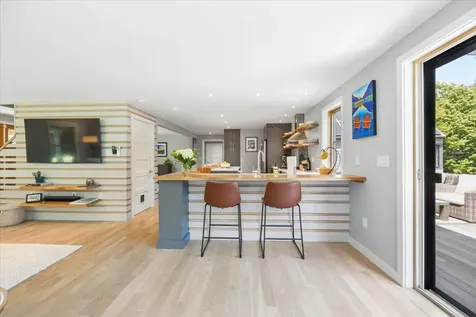 7 Breezy Hill Lane Falmouth ME 04105