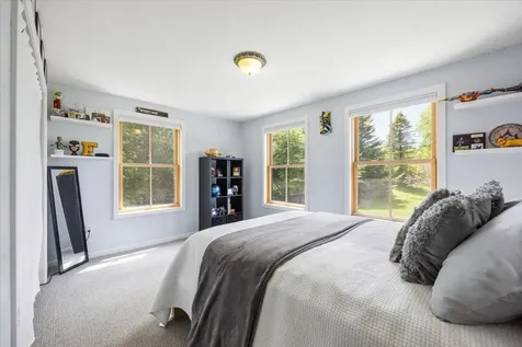 7 Breezy Hill Lane Falmouth ME 04105