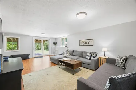 7 Breezy Hill Lane Falmouth ME 04105