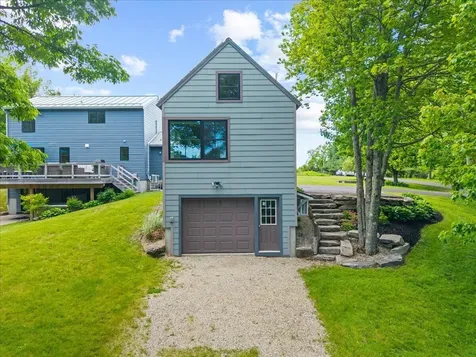 7 Breezy Hill Lane Falmouth ME 04105