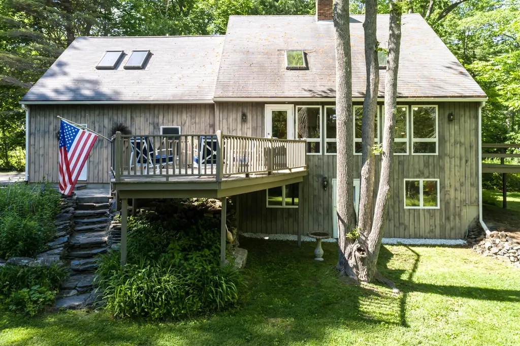 15 Cushing Briggs Road Freeport ME 04032