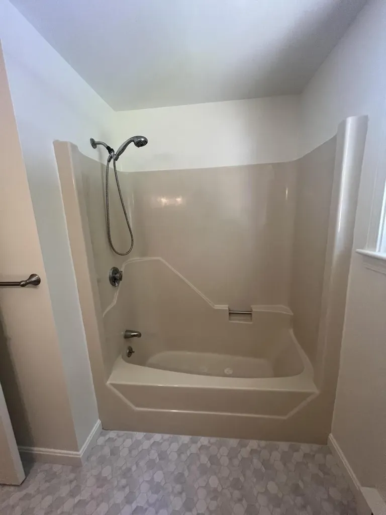 19 Melvin Street Auburn ME 04210