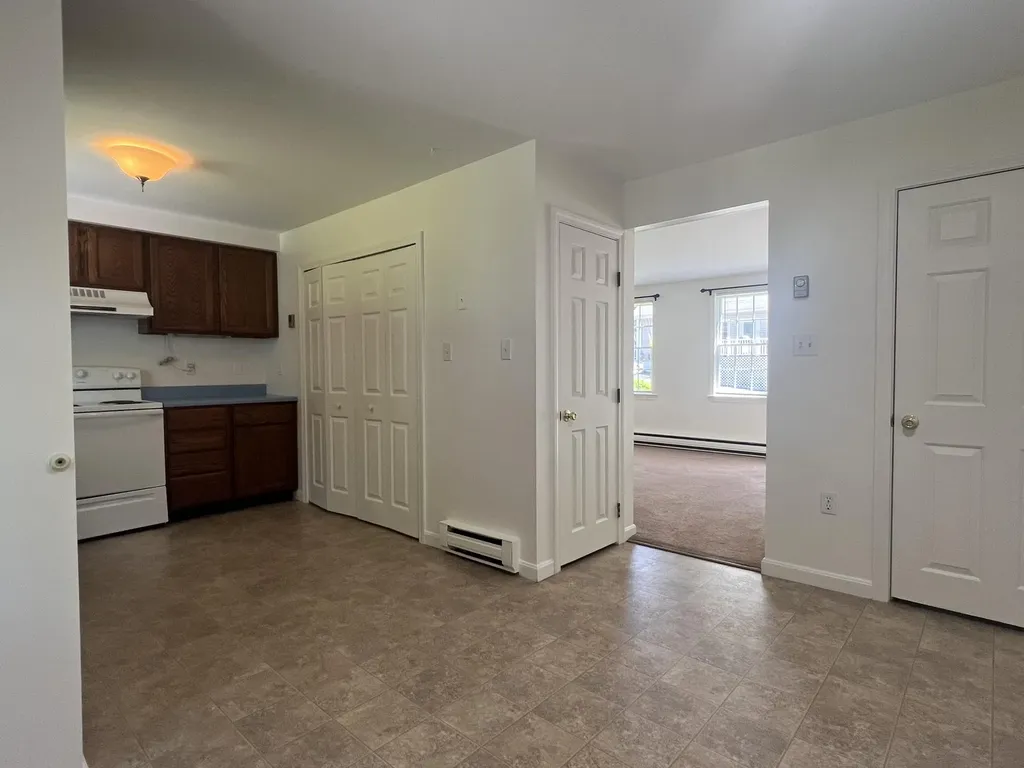 19 Melvin Street Auburn ME 04210
