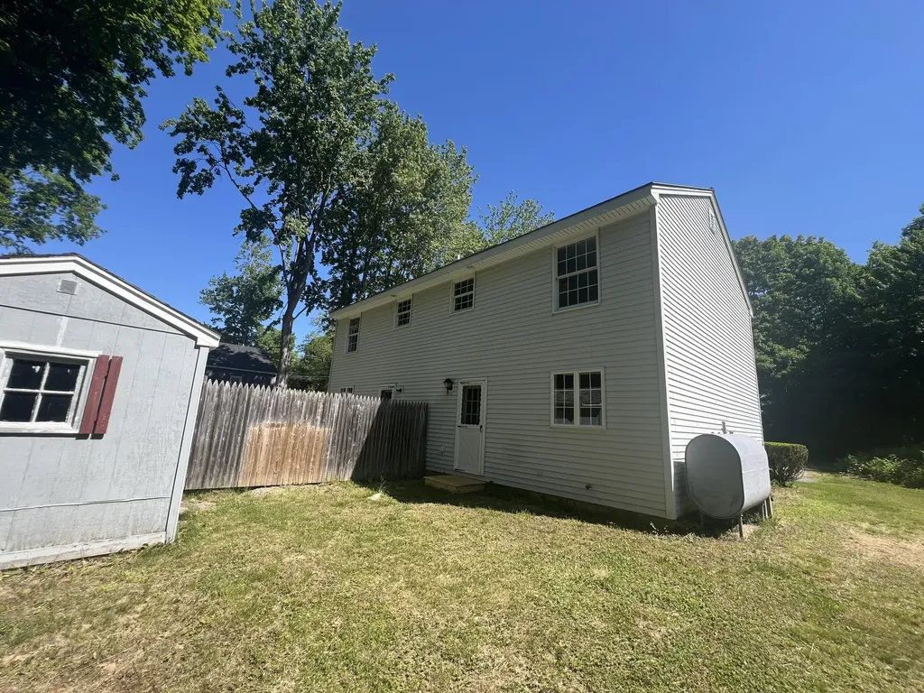 19 Melvin Street Auburn ME 04210