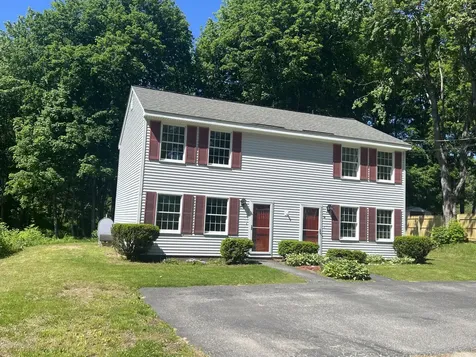 19 Melvin Street Auburn ME 04210