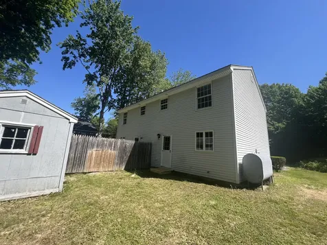 19 Melvin Street Auburn ME 04210