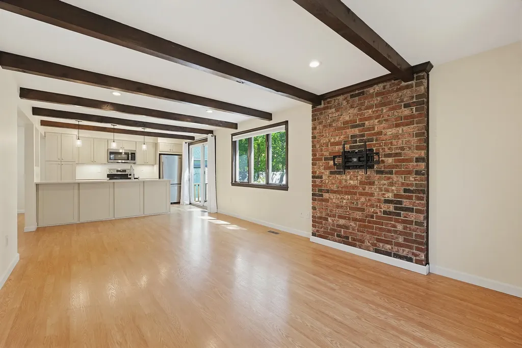 171 Carlson Street Westbrook ME 04092