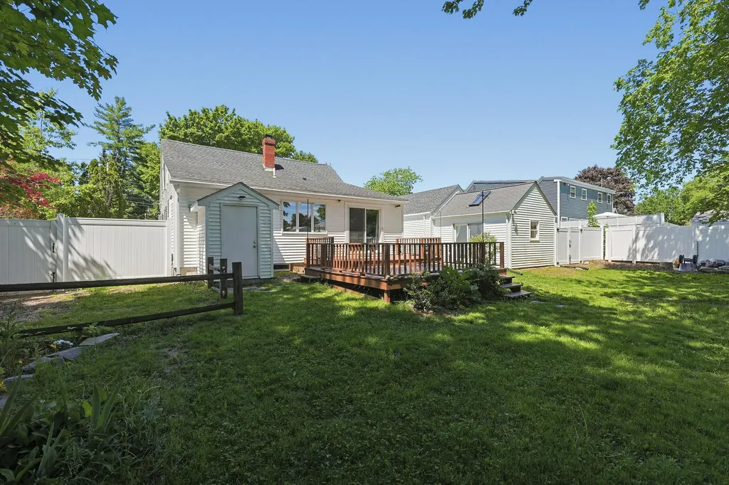 171 Carlson Street Westbrook ME 04092