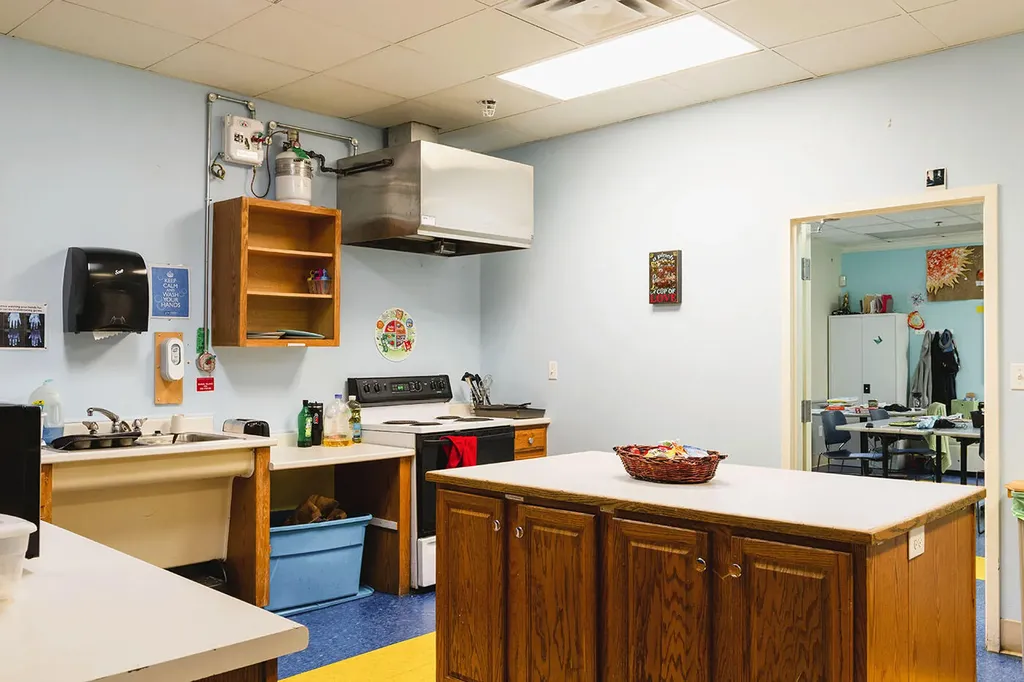 10 Knowlton Street Camden ME 04843