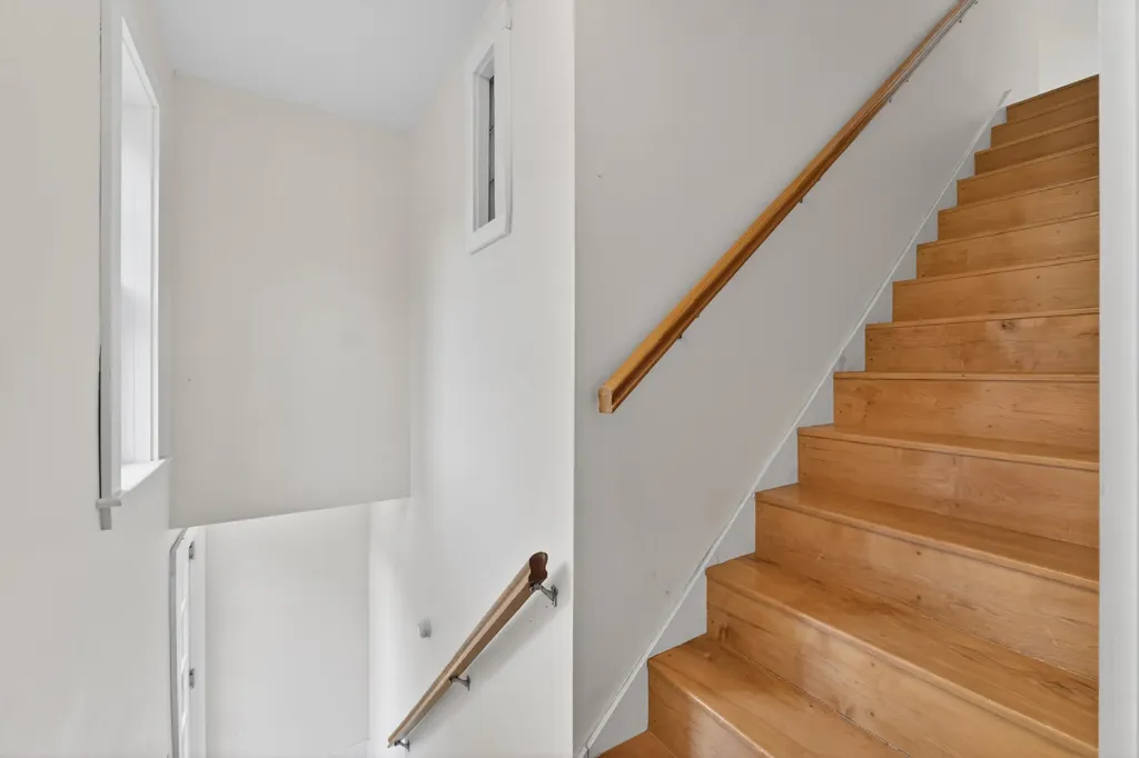 526 Belfast Road Camden ME 04843