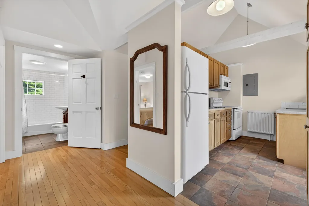 526 Belfast Road Camden ME 04843