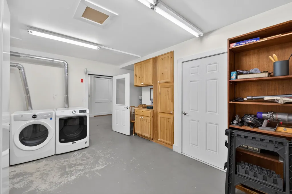 526 Belfast Road Camden ME 04843