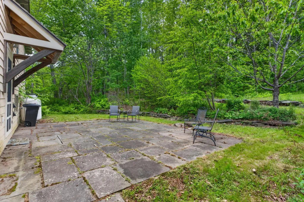 526 Belfast Road Camden ME 04843
