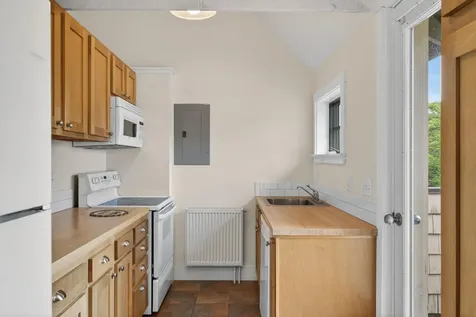 526 Belfast Road Camden ME 04843
