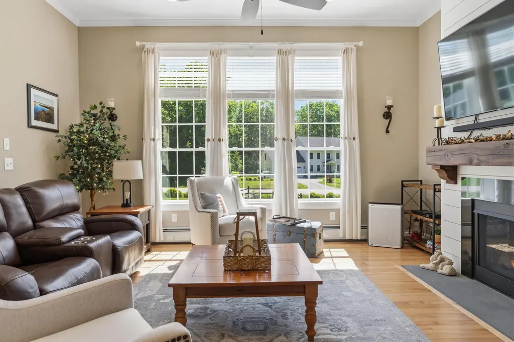 10 Bartlett Drive Arundel ME 04046
