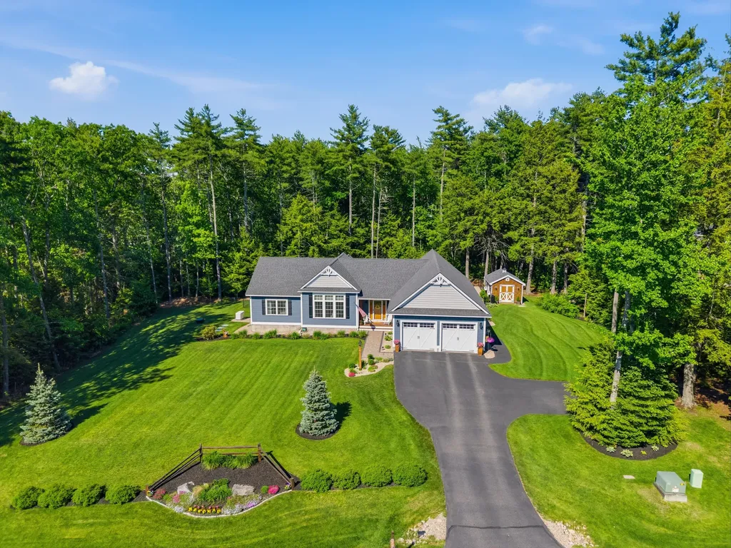 10 Bartlett Drive Arundel ME 04046