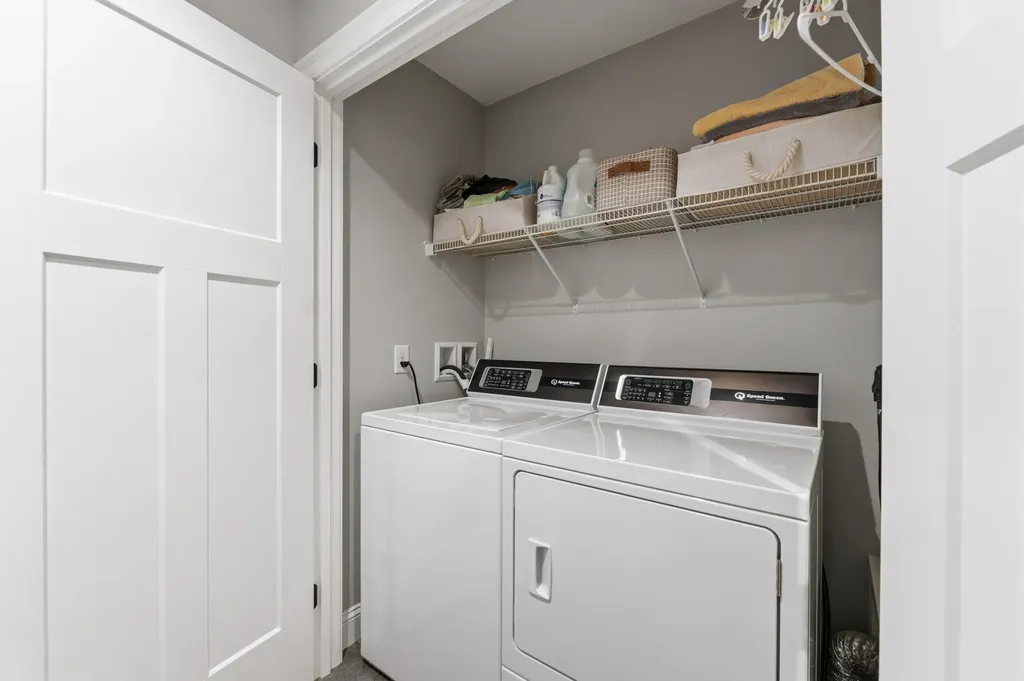 10 Bartlett Drive Arundel ME 04046